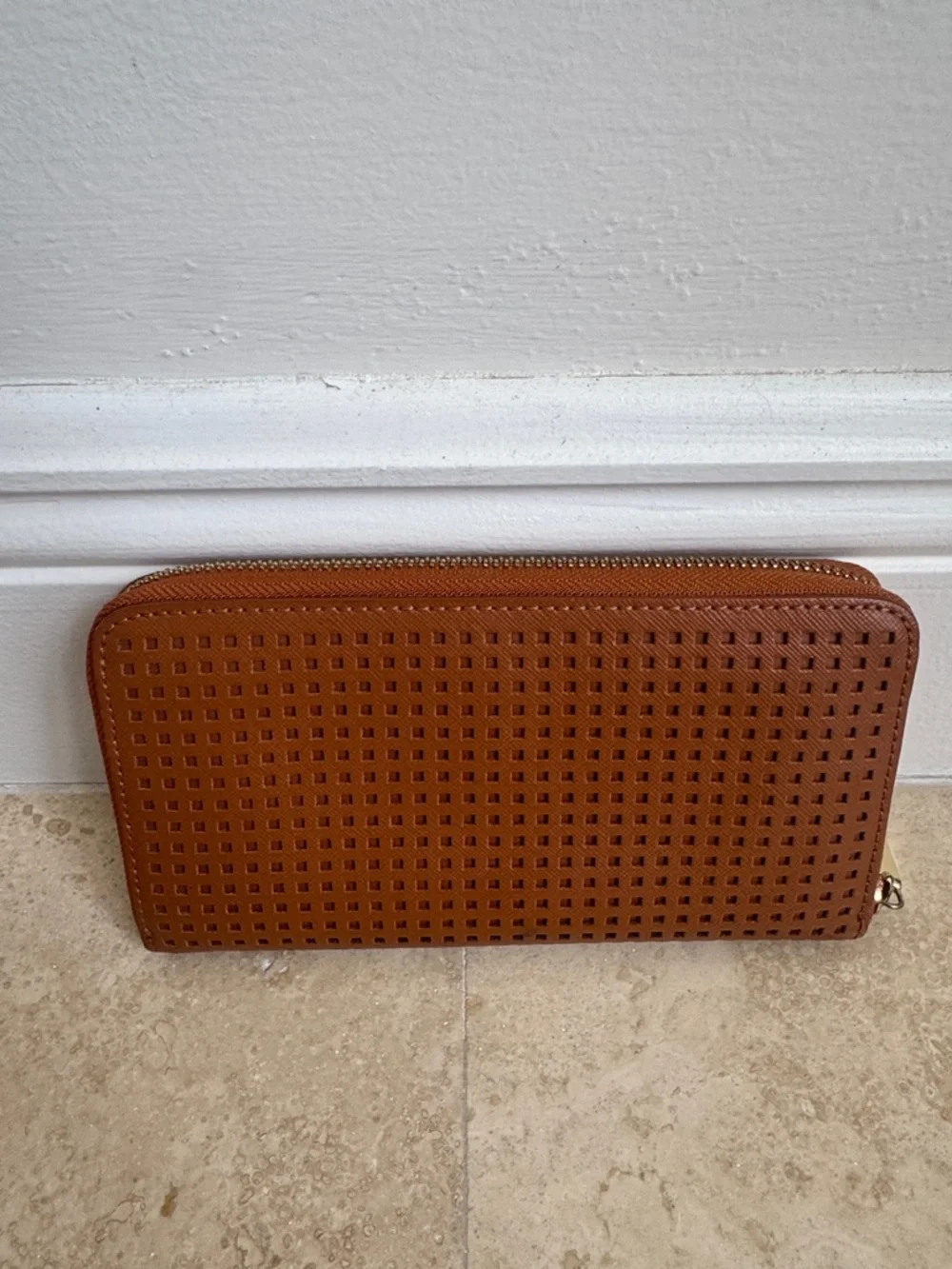 Tory Burch Perforated Zip Wallet - Tan Brown with Gold Logo